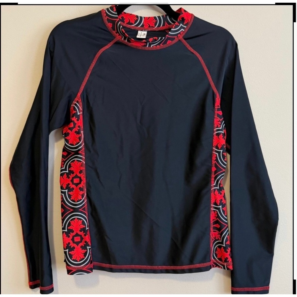 Stylus Black Red Long Sleeve Rash Guard Swim Top L Gothic Baroque Y2K Surf Women